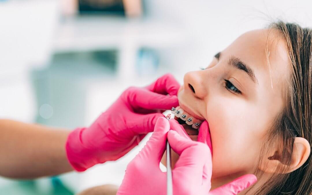 How to Help a Child Who Is Afraid of the Dentist